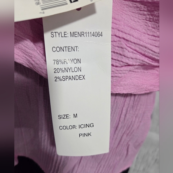 Chic Pink Ruffled Blouse - Picture 4 of 4